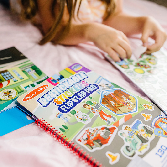 Naklejki wielorazowego użytku Psi Patrol Restickable Stickers Flip-Flap Pad – Adventure Bay Melissa & Doug