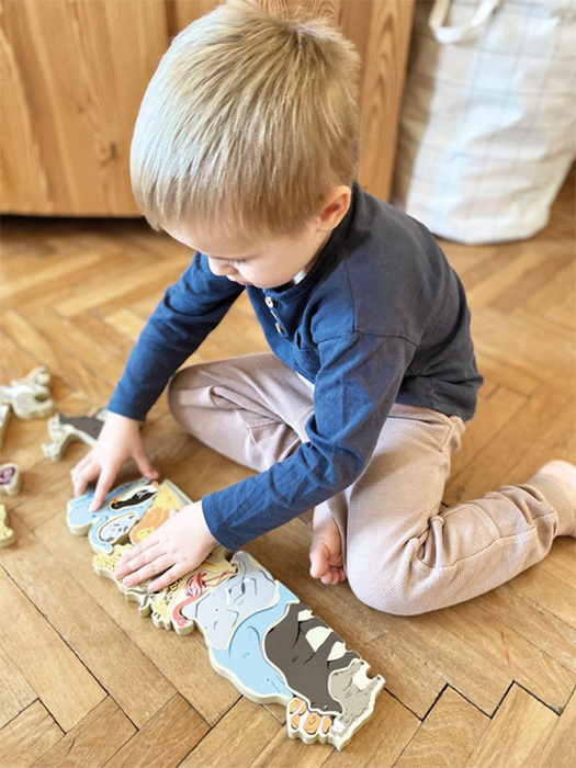 Drewniane puzzle alfabet zwierzęta Small Foot