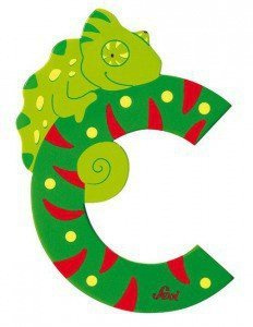 Drewniana literka C, zwierzęta