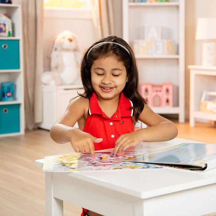 Zestaw z naklejkami wielokrotnego użytku Pojazdy Melissa & Doug