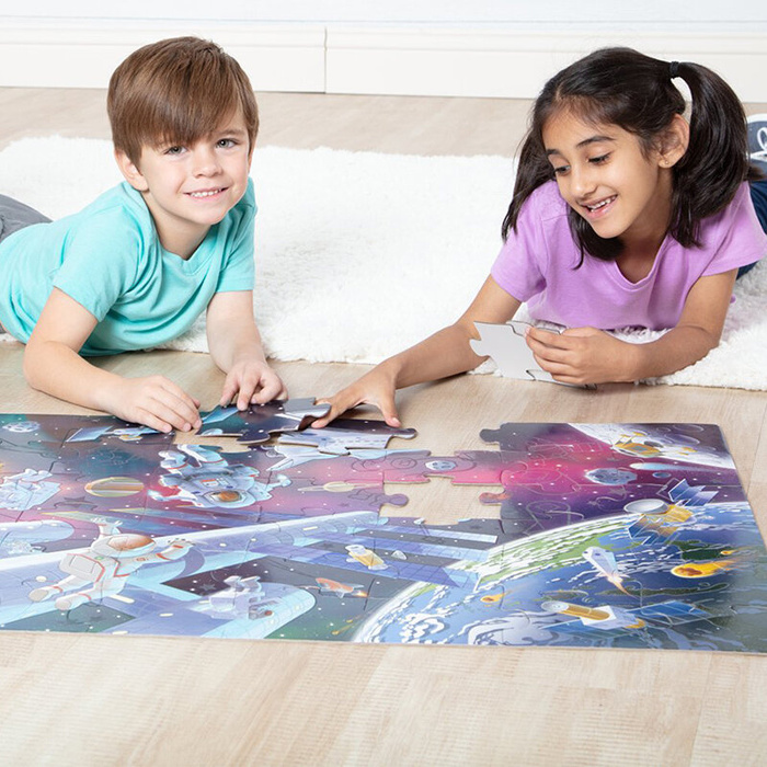 Kosmiczne puzzle podłogowe świecą w nocy 48 el. Melissa and Doug