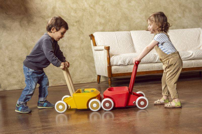 Chodzik dla dzieci żółty pchacz Roberto Mini Eolo Italtrike 