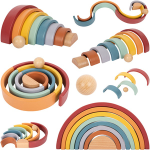 Klocki Układanka motoryczna Tęcza Safari Small Foot