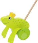 Drewniana żabka w złotej koronie