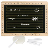 Tabliczka z drewnianą ramą w linie